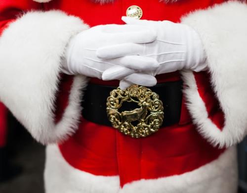 Santa Photo Experience (Graphic - Opens in an overlay)